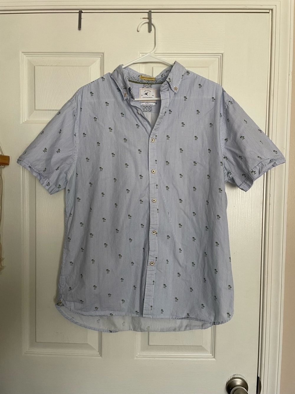 Cactus Man Ricky Singh Light Blue Short-Sleeve Button-Down Shirt with Palm Print